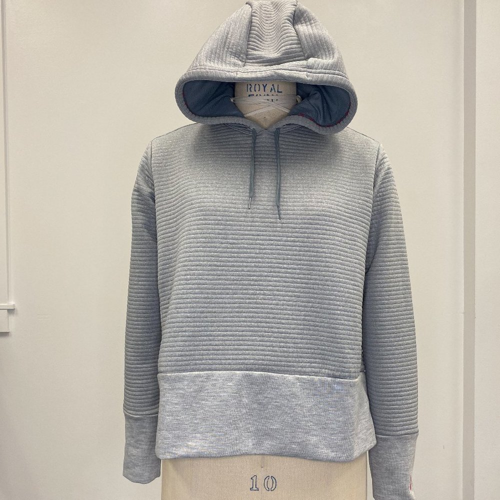 Nike Dry-Fit Gray Hoodie : Medium: Never Worn: Like New